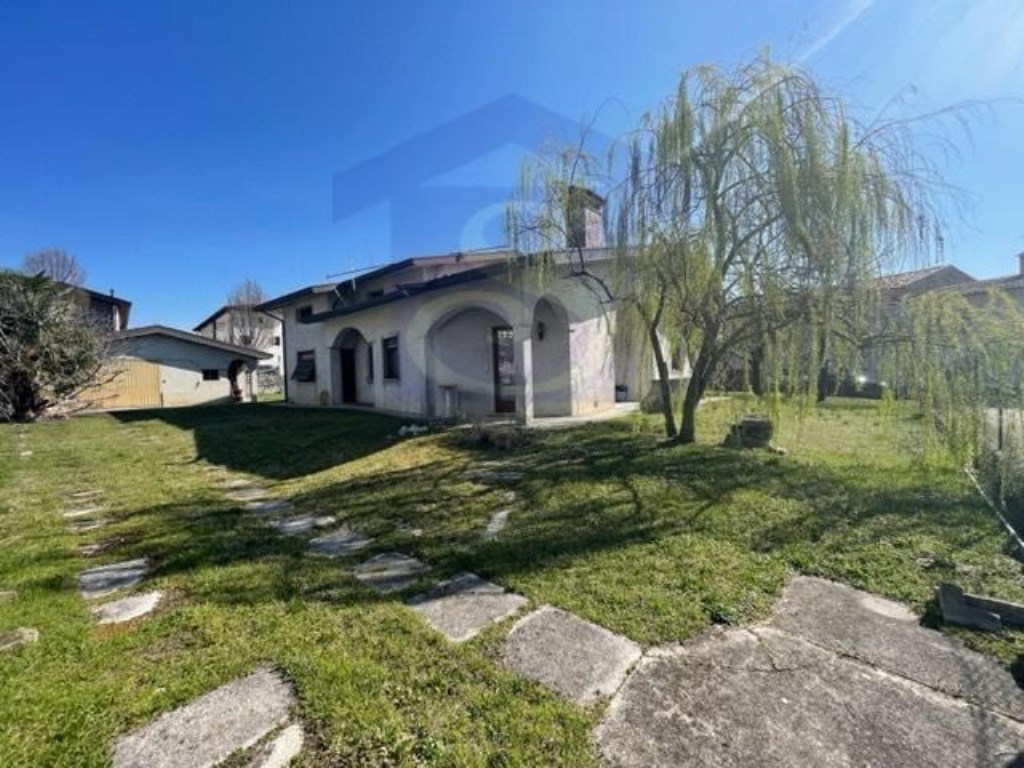 Villa in vendita a Budoia