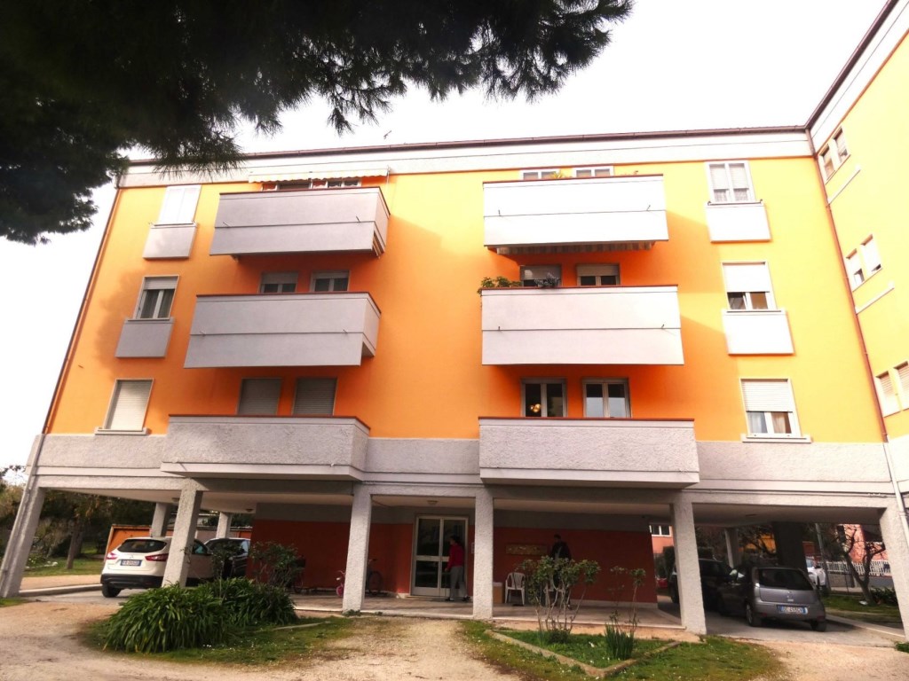 Appartamento in vendita a Porto Recanati via Dante Alighieri 24