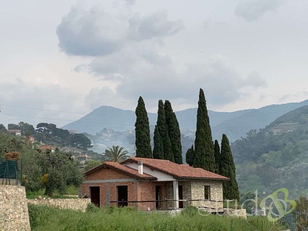 Villa in vendita a Bordighera