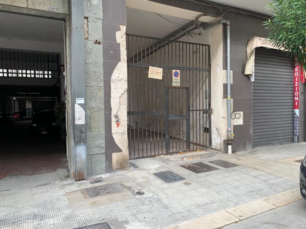 Laboratorio in vendita a Bari bari Sonnino,144