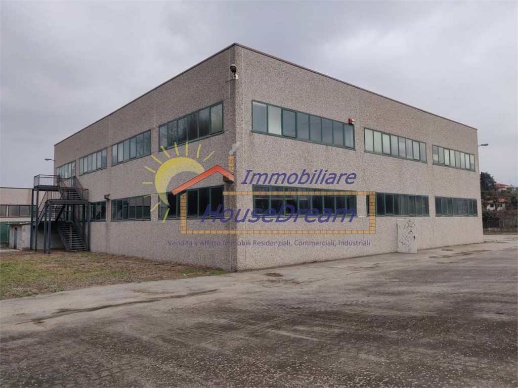 Capannone Industriale in vendita a Castelletto sopra Ticino