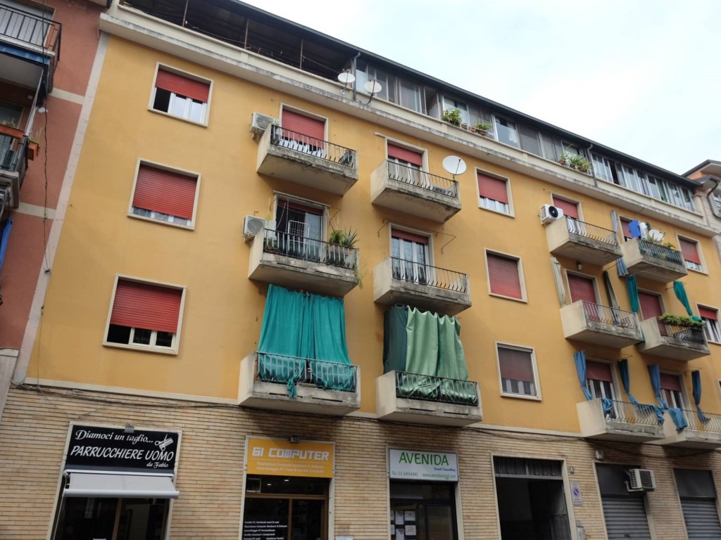Appartamento in vendita a Milano via don Bartolomeo Grazioli 4