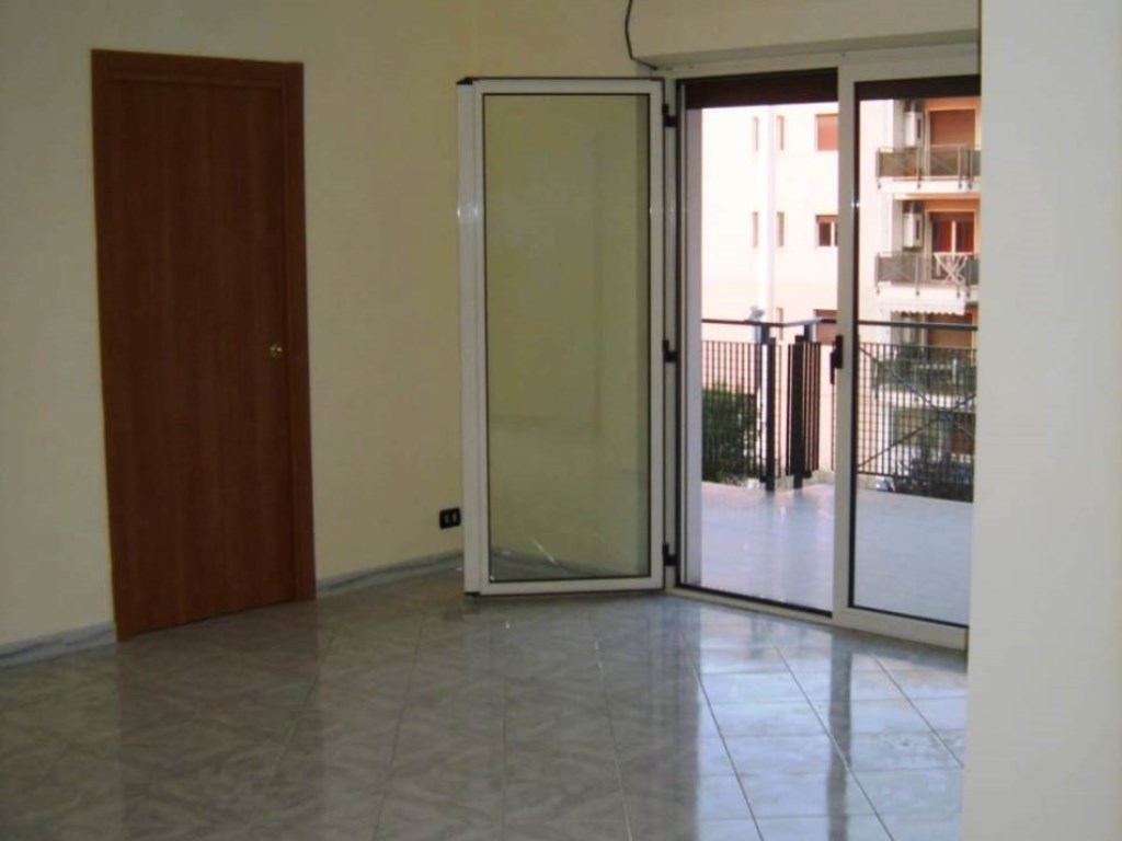 Appartamento in vendita a Casamassima via Di Vittorio ,