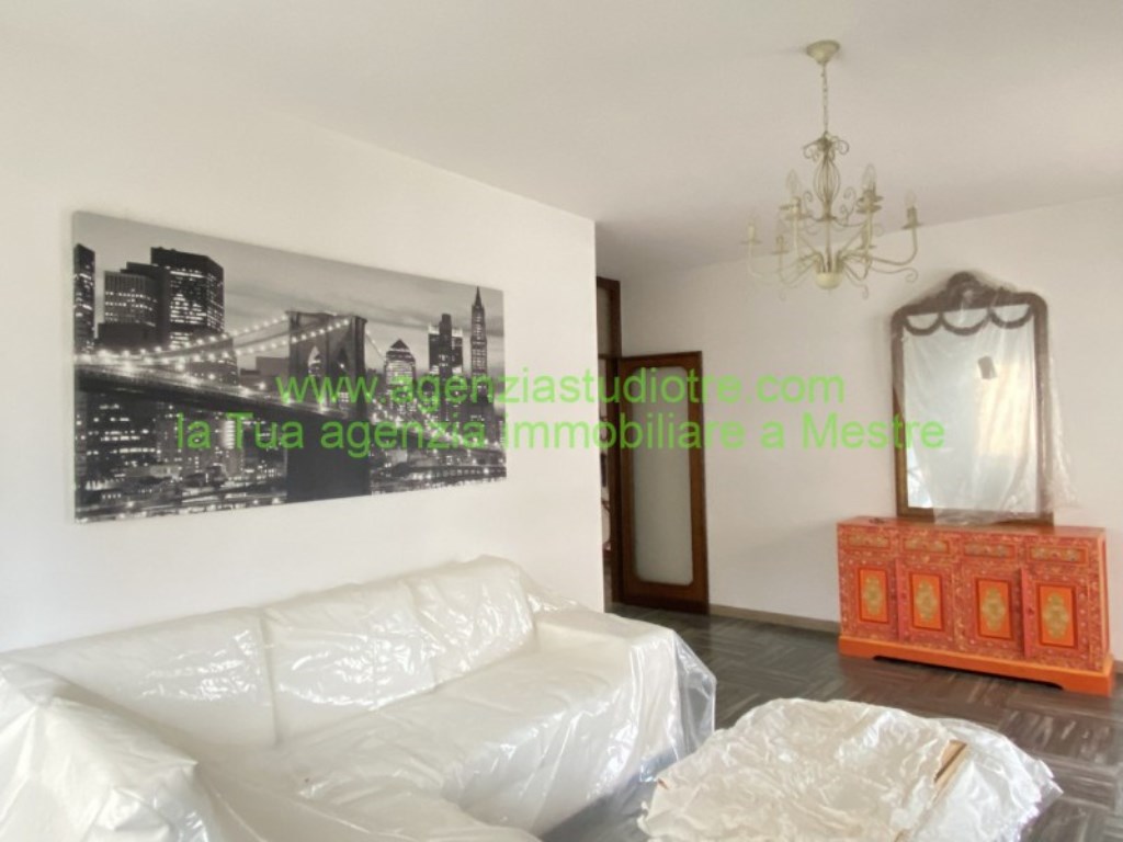 Appartamento in vendita a Venezia via einaudi 33