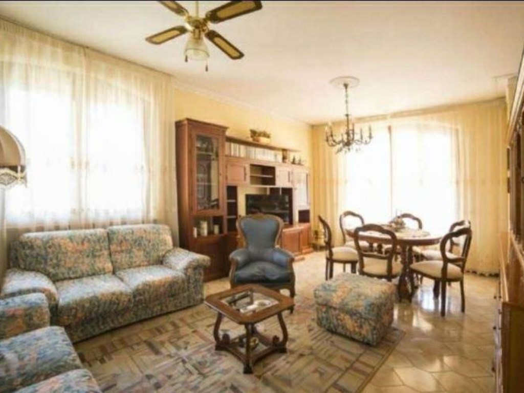 Villa Bifamiliare in vendita a Chiusi