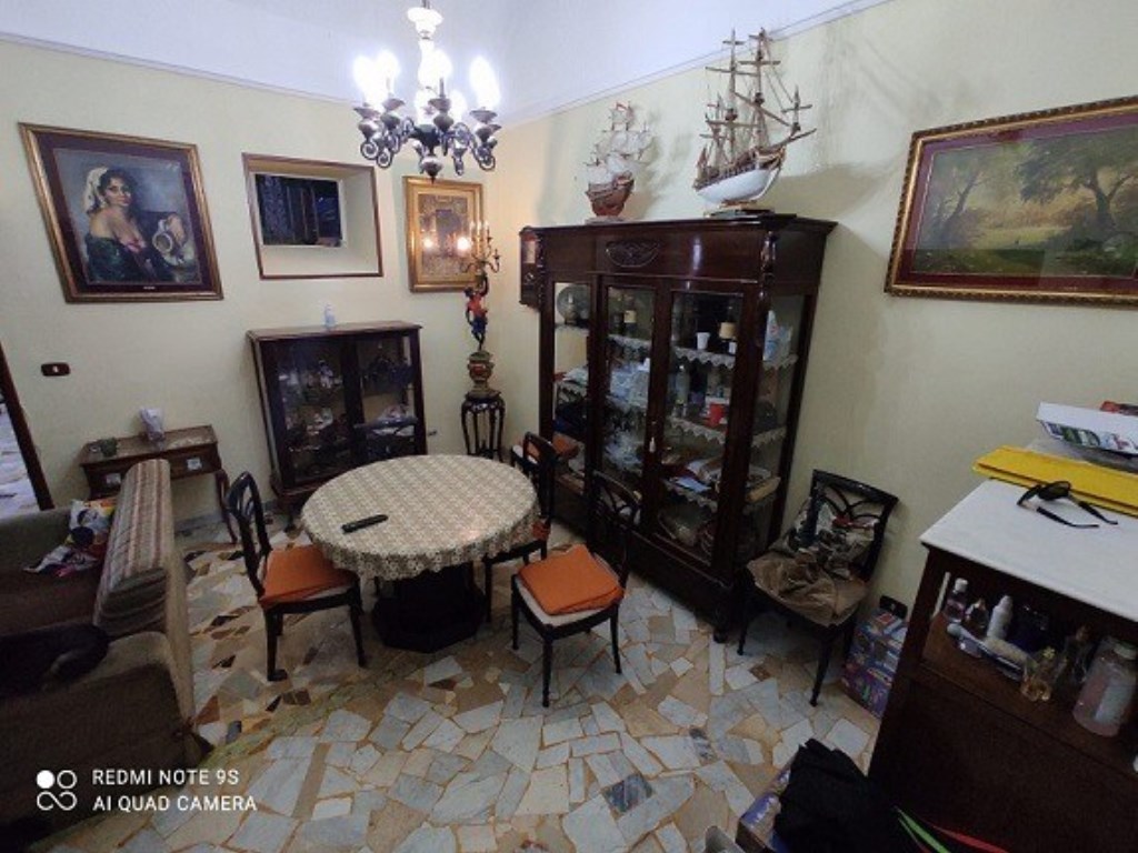 Appartamento in vendita a Napoli via bernardo tanucci 90
