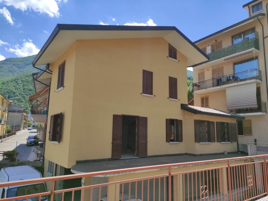 Casa Indipendente in vendita a Montella sp ex sss574 snc