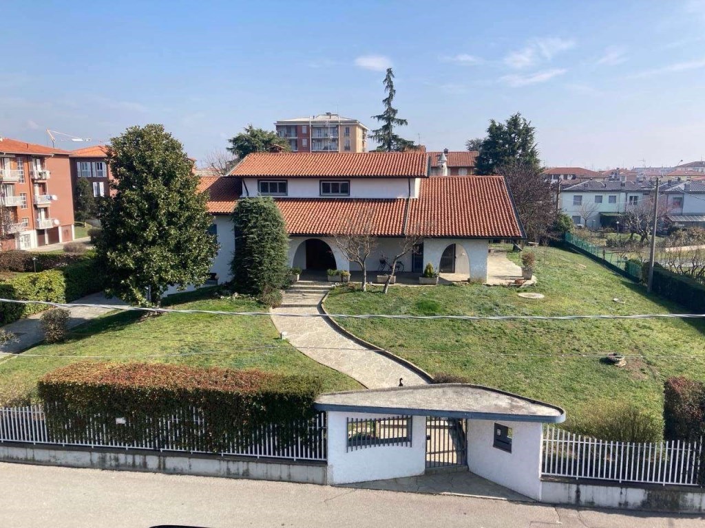 Villa in vendita a Urgnano
