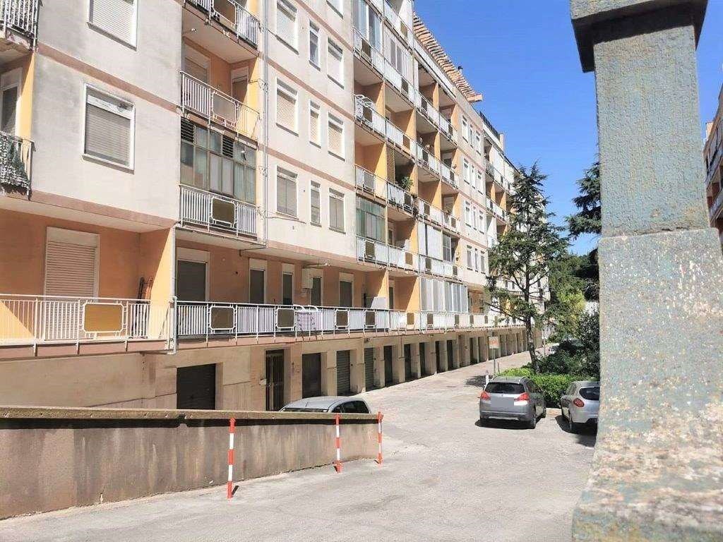 Appartamento in vendita a Brindisi via San Martino della Battaglia 8