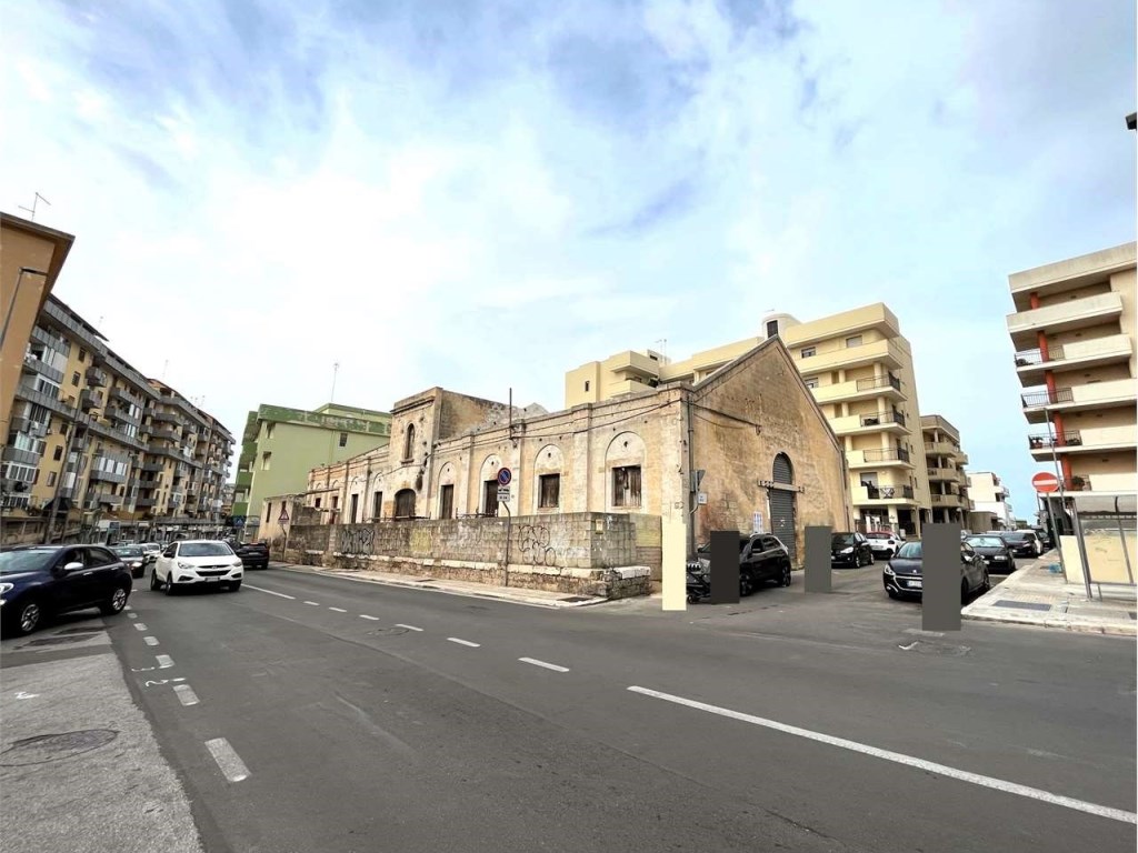 Capannone Industriale in vendita a Brindisi via Provinciale San Vito