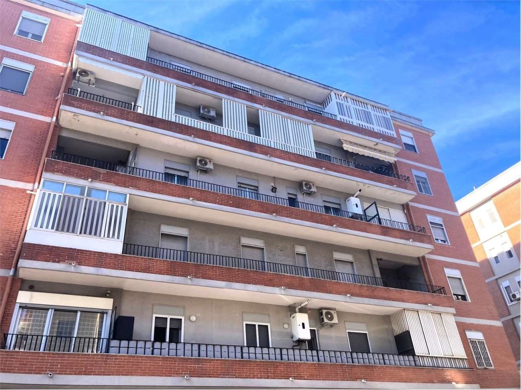Appartamento in vendita a Brindisi via Pastrengo 32