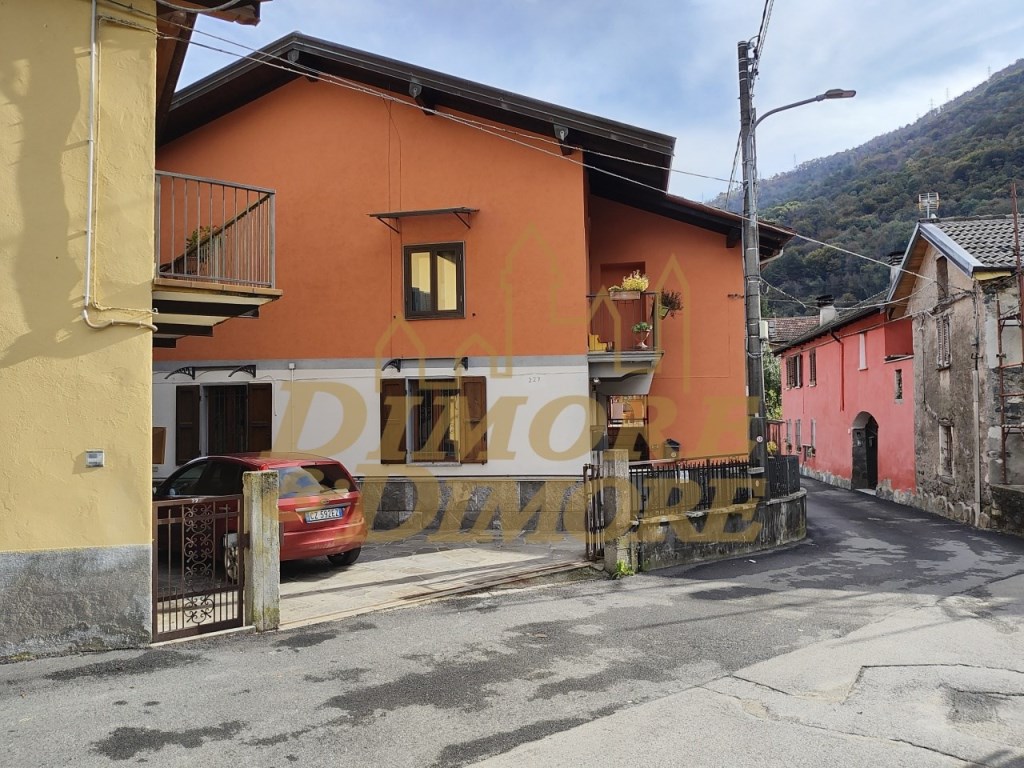 Appartamento in vendita a Ornavasso frazione Migiandone, 227