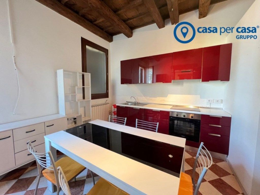 Appartamento in vendita a Rovigo via Girolamo Savonarola 131