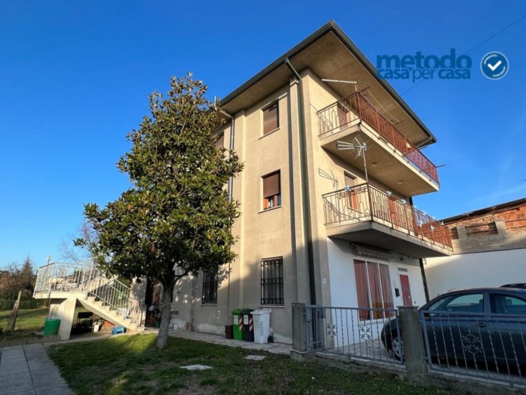 Appartamento in vendita a Rovigo via Ponte del Merlo 14/b