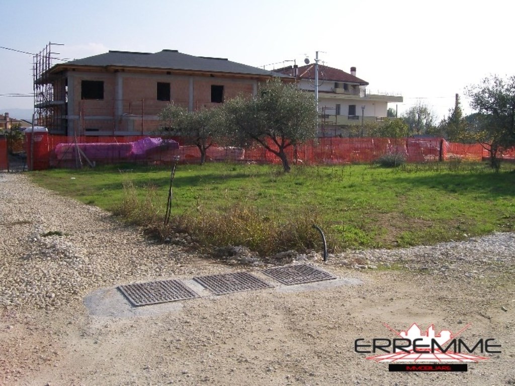 Terreno Residenziale in vendita a Rosciano villa Oliveti