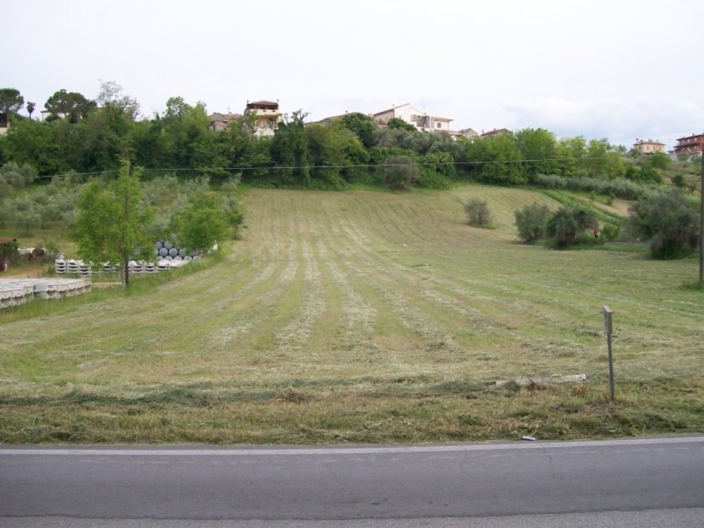 Terreno Residenziale in vendita a Rosciano villa Badessa