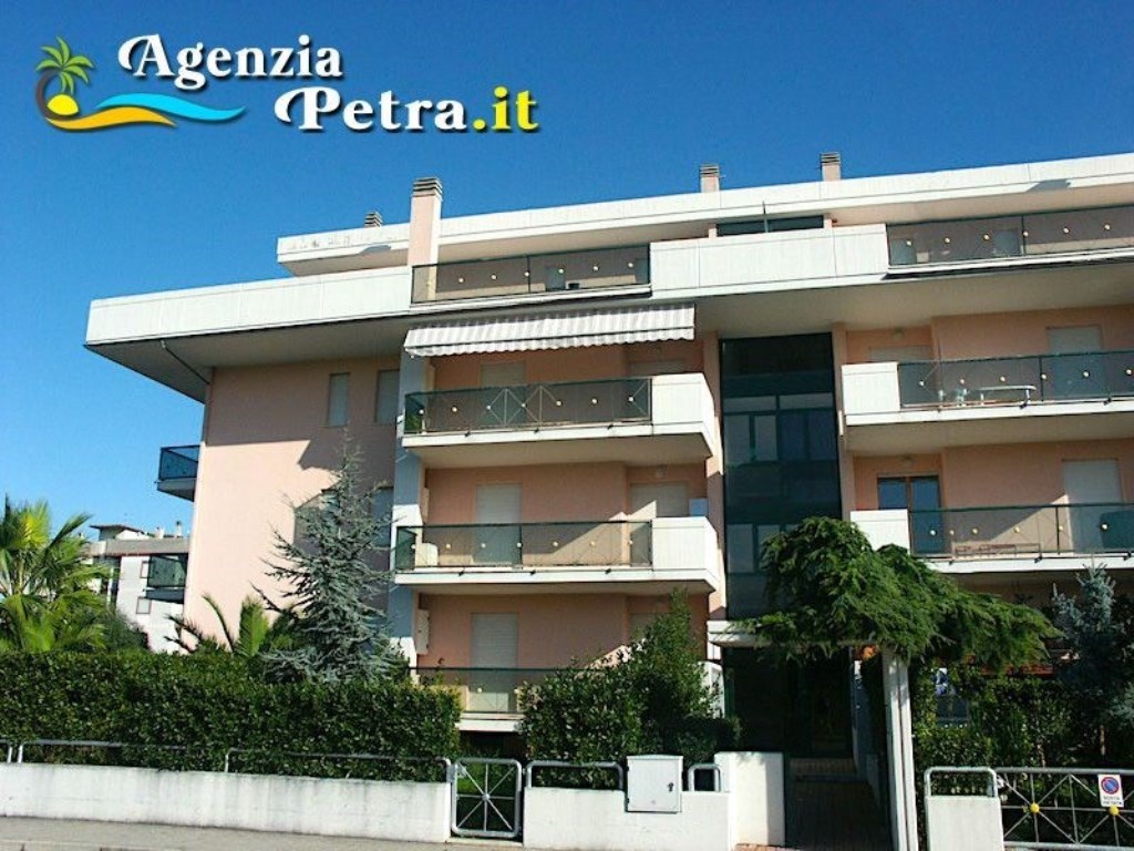Appartamento in affitto a Martinsicuro via Delfico, 1, 64014 Martinsicuro te, Italia
