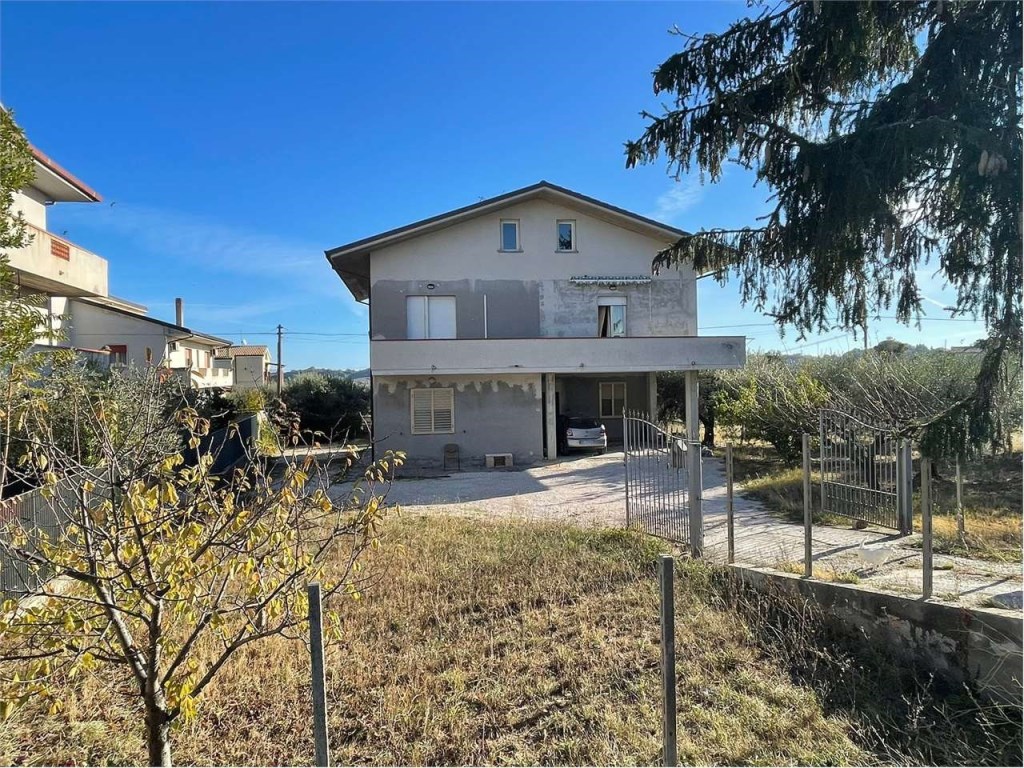 Casa Indipendente in vendita a Torrevecchia Teatina castelferrato
