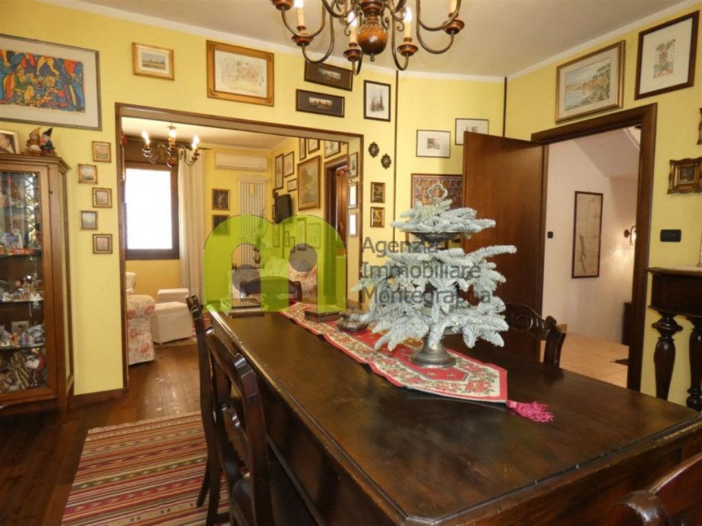 Casa a Schiera in vendita a Castelfranco Veneto via Monfenera