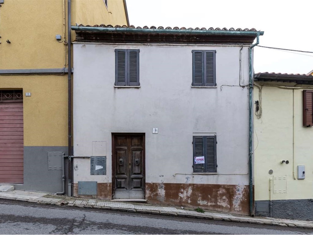 Appartamento in vendita a Morro d'Alba via Marconi 7