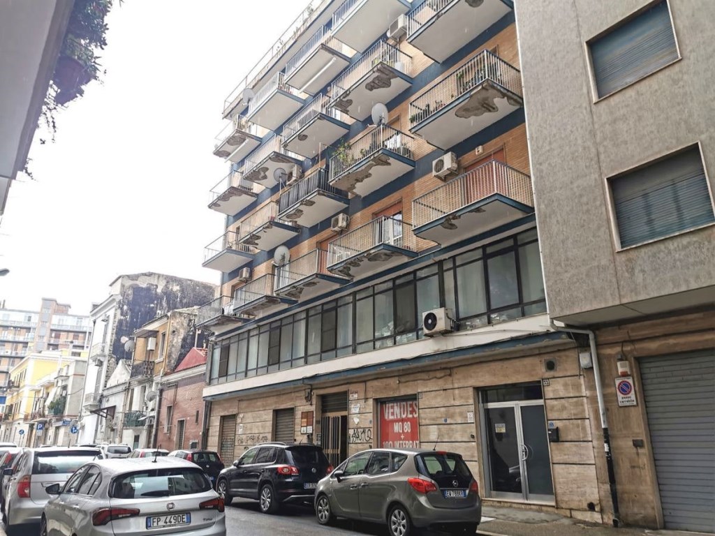 Appartamento in vendita a Foggia foggia Lustro,29