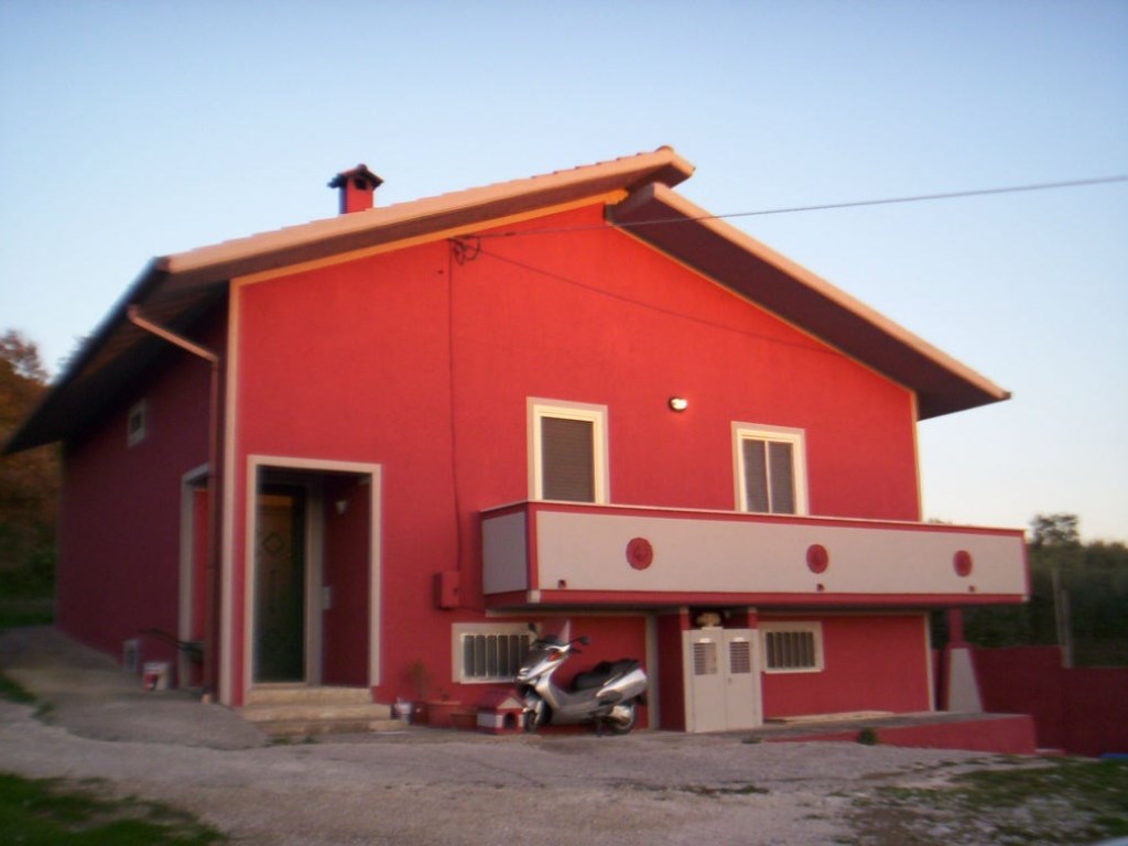 Villa in vendita a San Salvatore Telesino