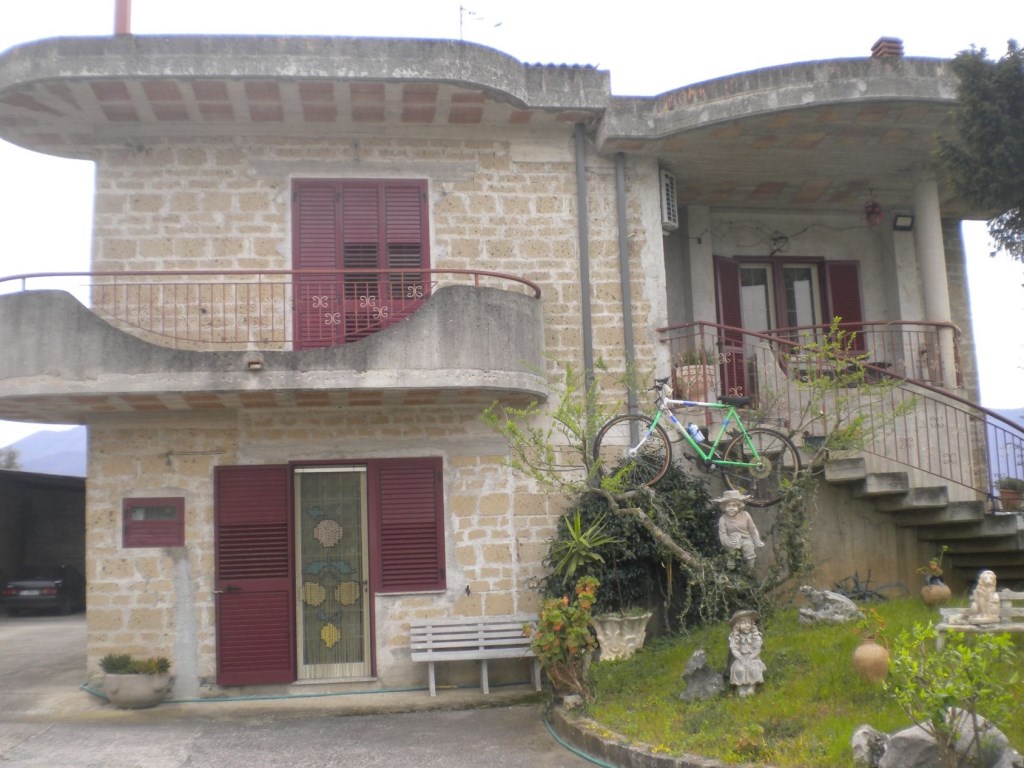 Villa in vendita a Castelvenere via sannitica