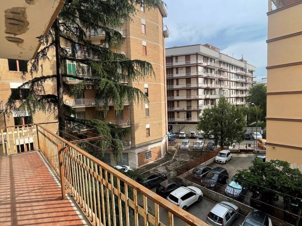 Appartamento in vendita a Foggia viale michelangelo 204