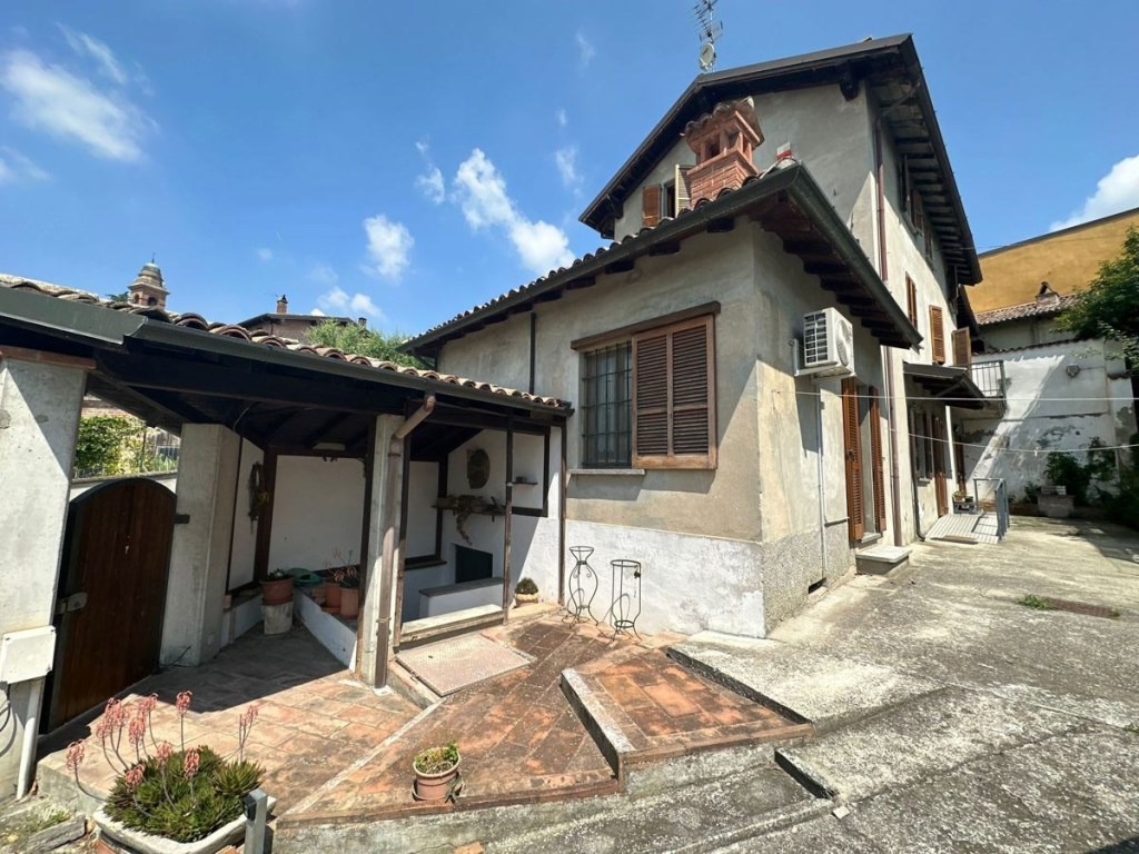 Casa Indipendente in vendita a Canneto Pavese canneto Pavese del torchio,3