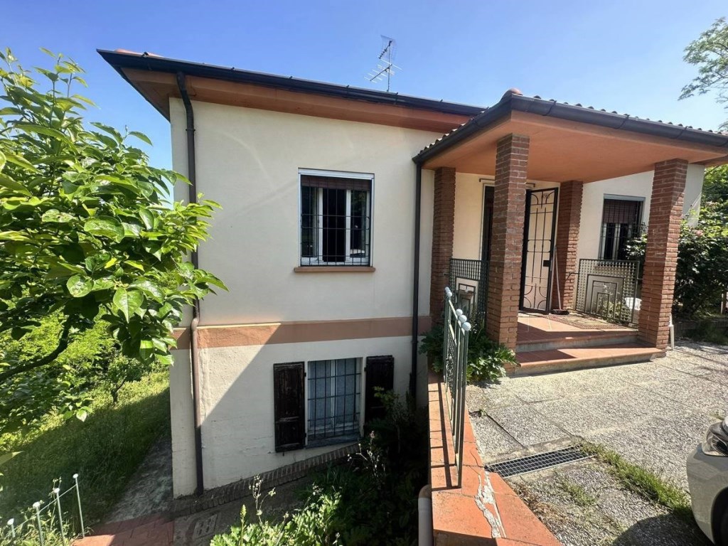 Villa in vendita a Montù Beccaria montã¹ Beccaria bianca,3