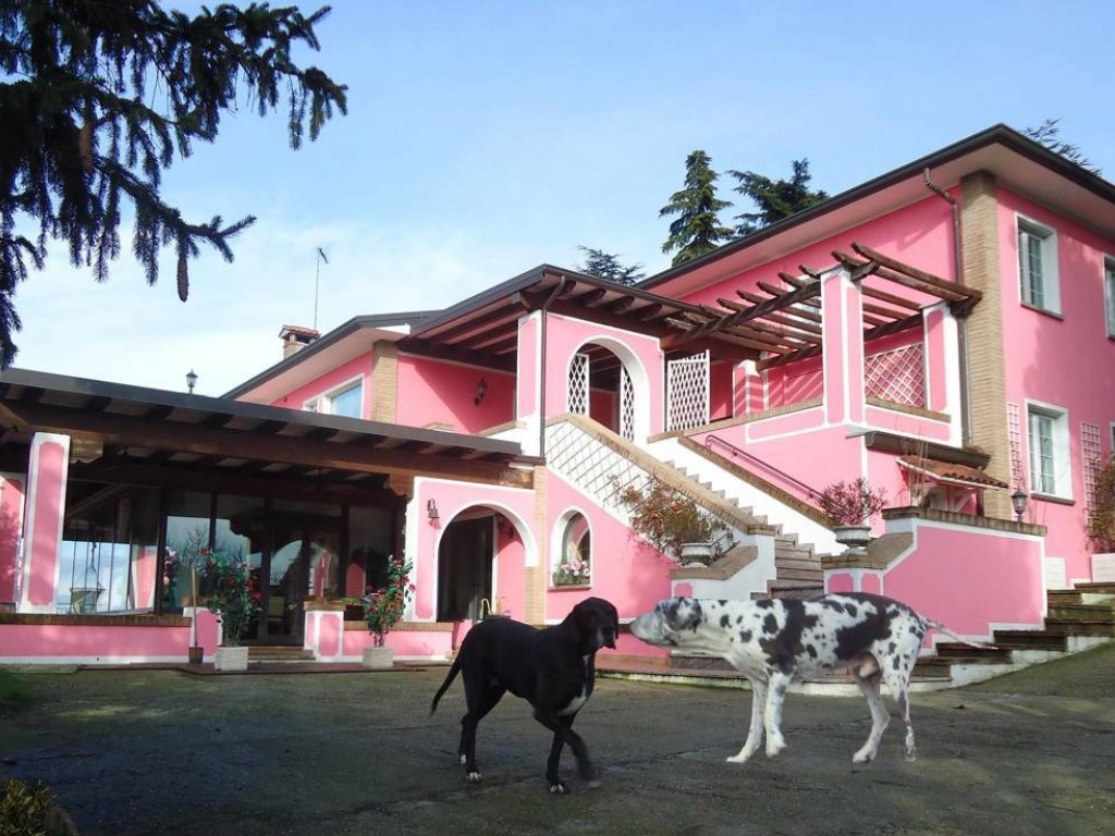 Villa in vendita a Pietra de' Giorgi pietra de' Giorgi Porri,3