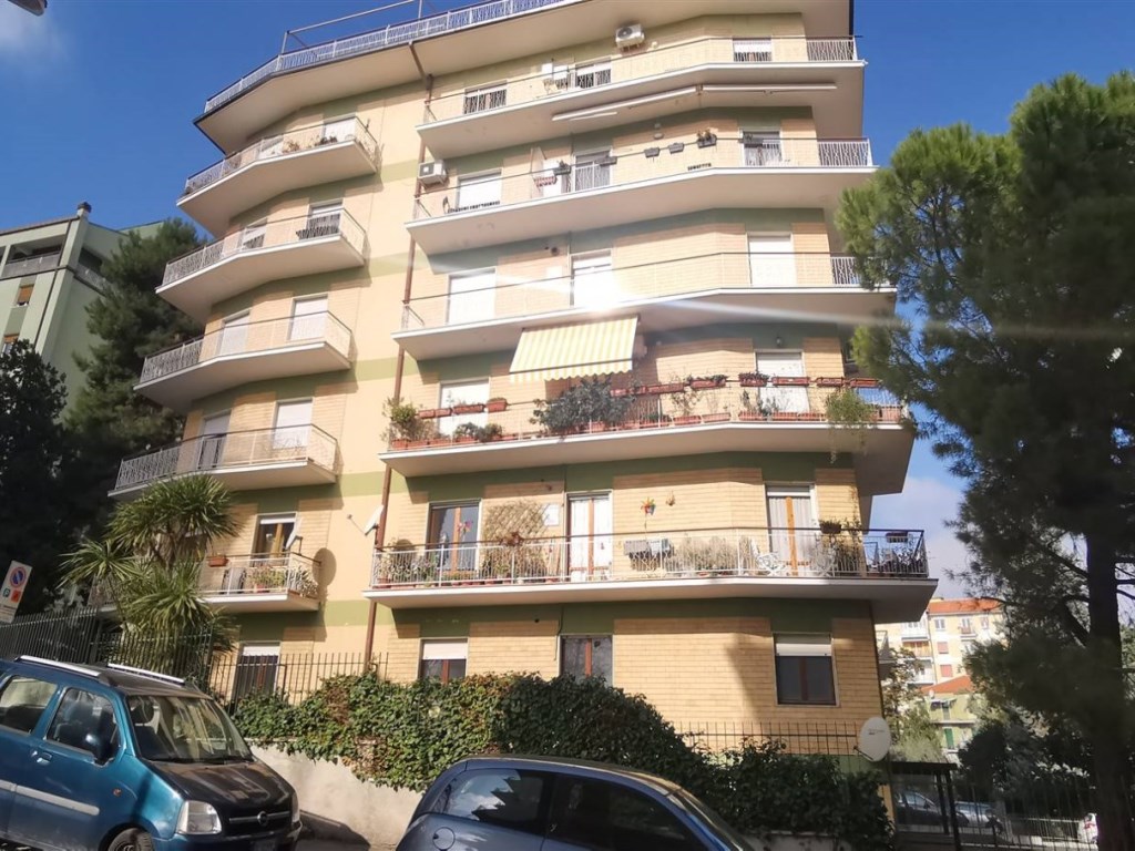 Appartamento in vendita a Chieti via Eugenio Bruno