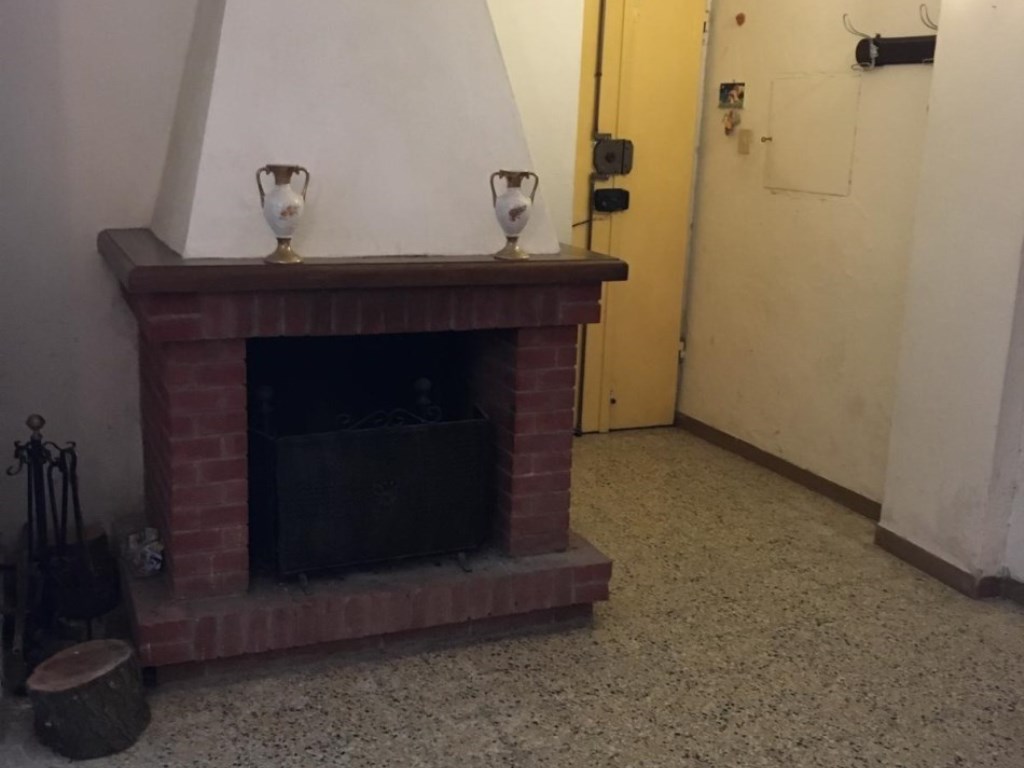 Casa Semindipendente in vendita a Siena presciano Scuole,