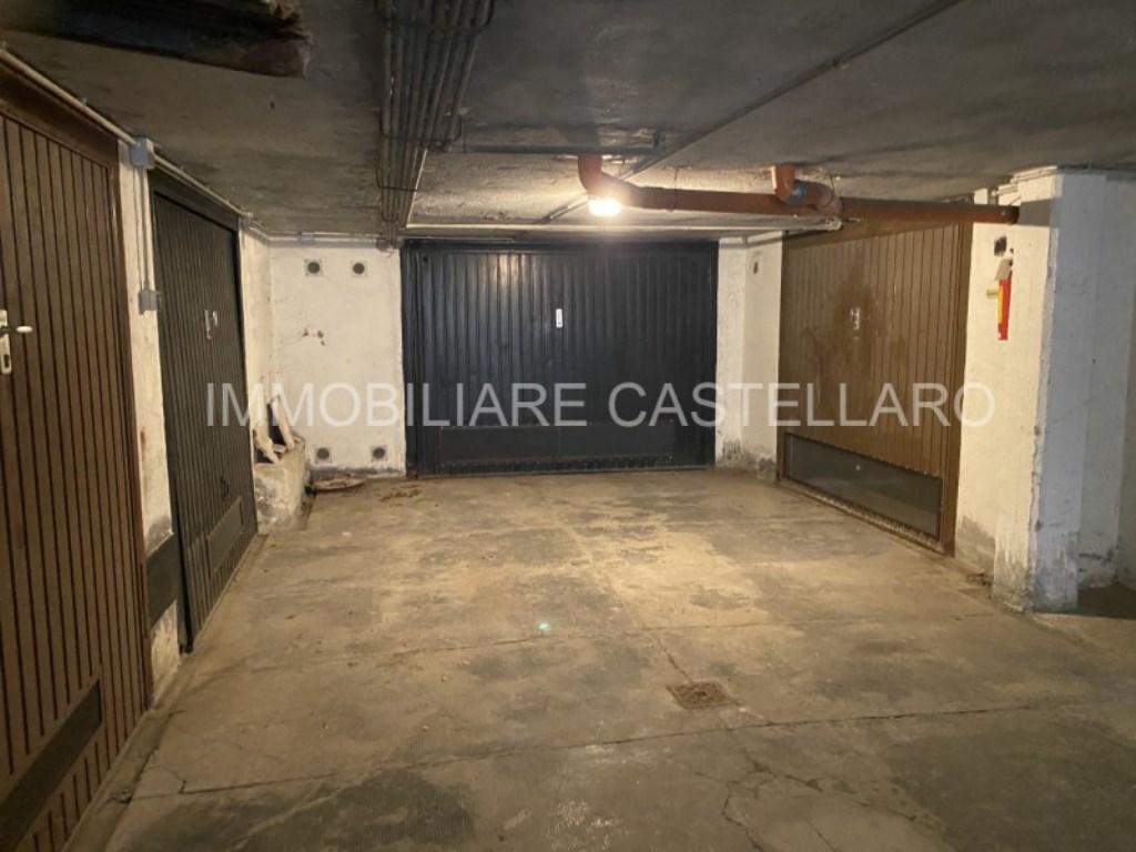 Garage in vendita a Pompeiana via Castellaro