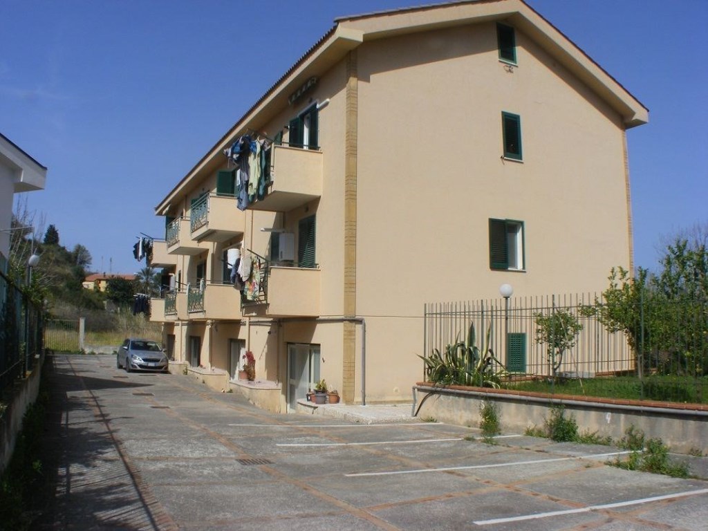 Appartamento in vendita a Lascari via Tre Fiumi n.5