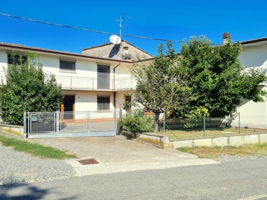 Casa Indipendente in vendita a Vernasca case sparse Barani n.6