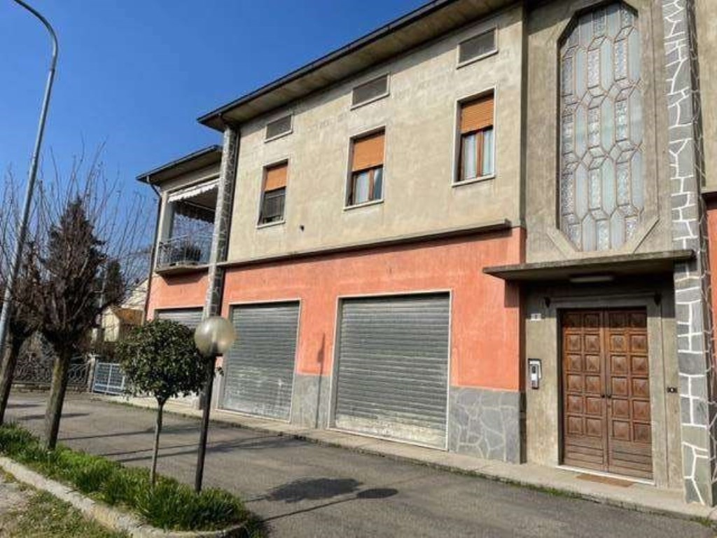 Porzione di Casa in vendita a Polesine Zibello
