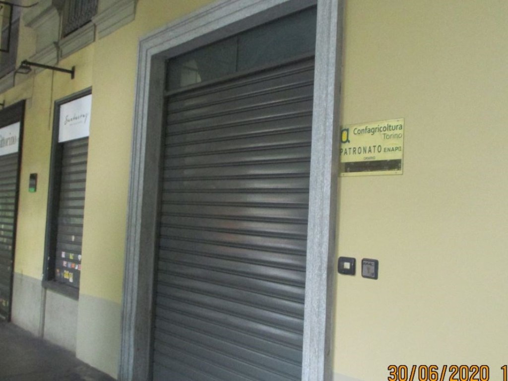 Negozio in affitto a Torino corso Vittorio Emanuele 59