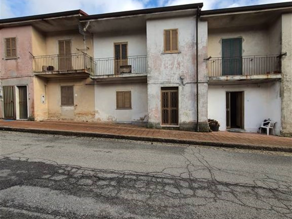 Appartamento in vendita a Canolo viale Europa 43-41