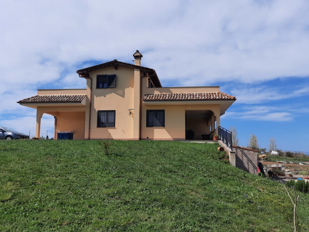 Porzione di Casa in vendita a Civitavecchia