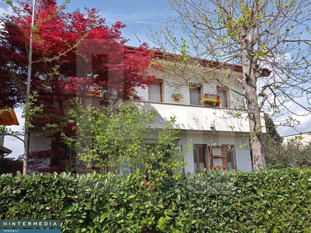 Villa in vendita a Cervarese Santa Croce via Repoise, 37