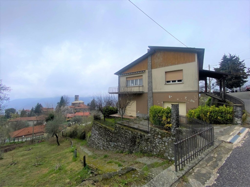 Villa in vendita a Calice al Cornoviglio