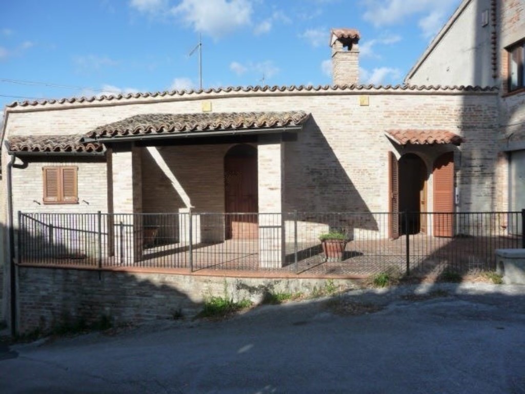 Casa Indipendente in vendita a Fabriano borgo San Giustino