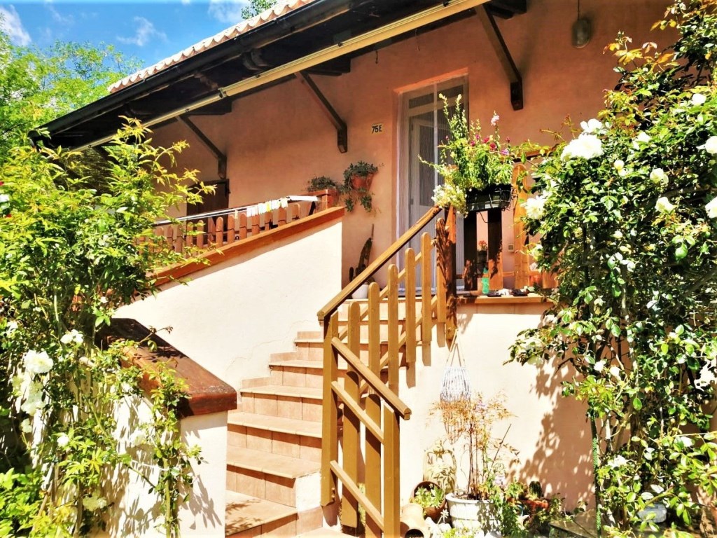 Casa Indipendente in vendita a Fabriano viale Aristide Merloni
