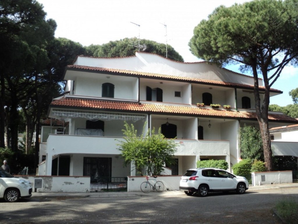 Villa in vendita a Comacchio via giorgione 45