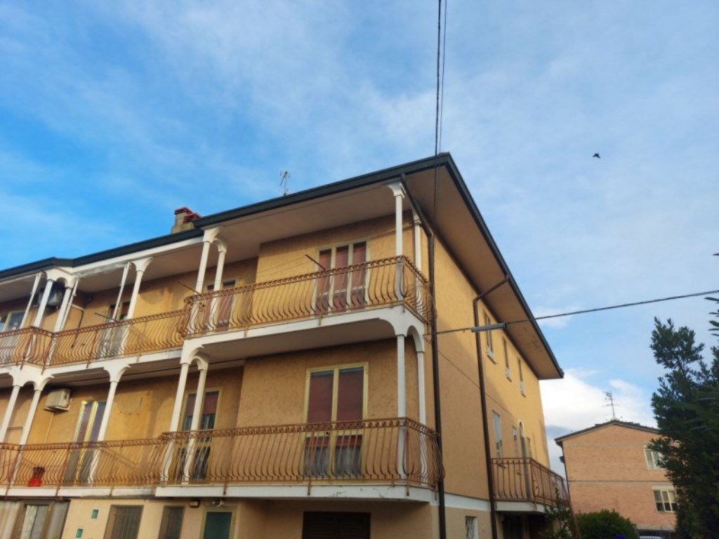 Casa a Schiera in vendita a Comacchio via piave 35