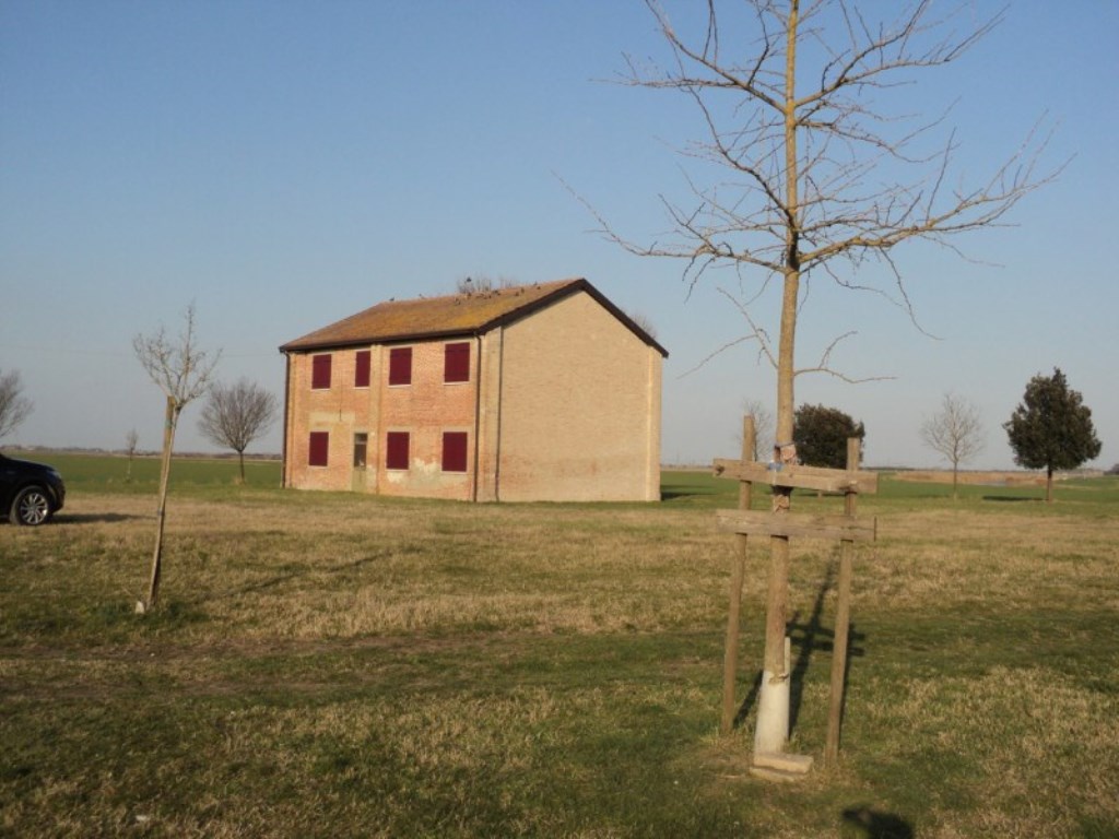 Casa Indipendente in vendita a Jolanda di Savoia via colombana