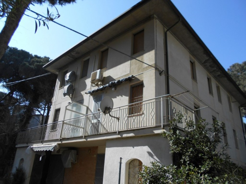 Villa in vendita a Comacchio viale dei pini 51