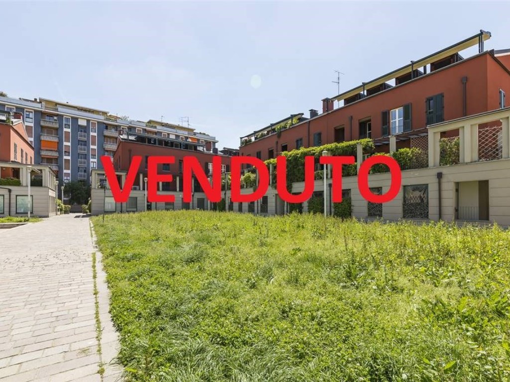Appartamento in vendita a Villasanta piazza Cesare Pavese 2