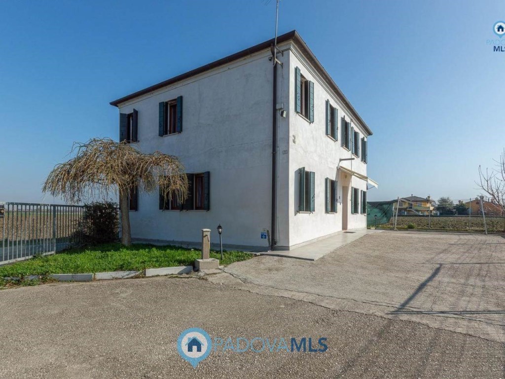 Casa Indipendente in vendita a San Pietro Viminario via Valdolmo Prima Strada